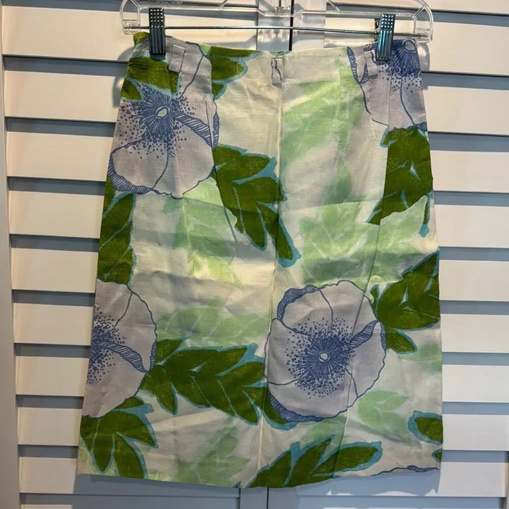 LOFT Pre Owned 100% Linen Floral Midi Pencil Skirt Resort Wear. No belt.